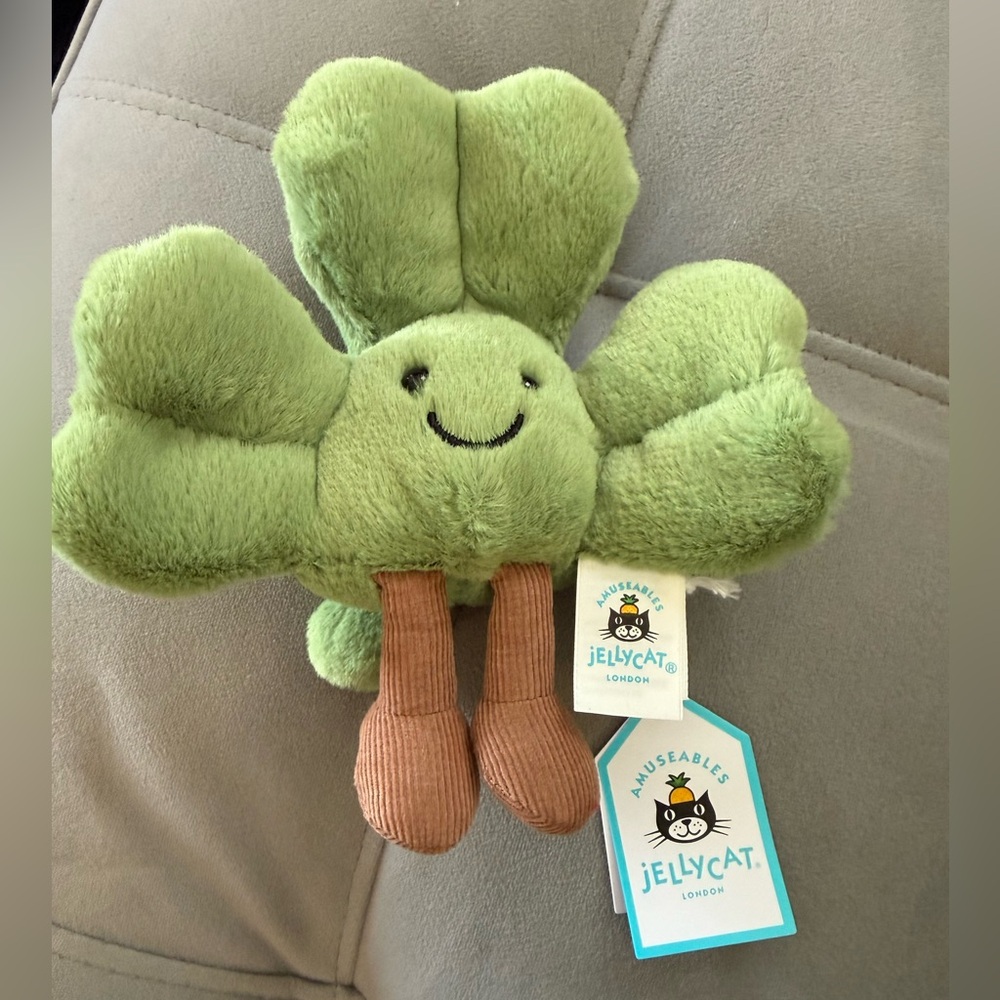 NWT Jellycat Siofra Shamrock